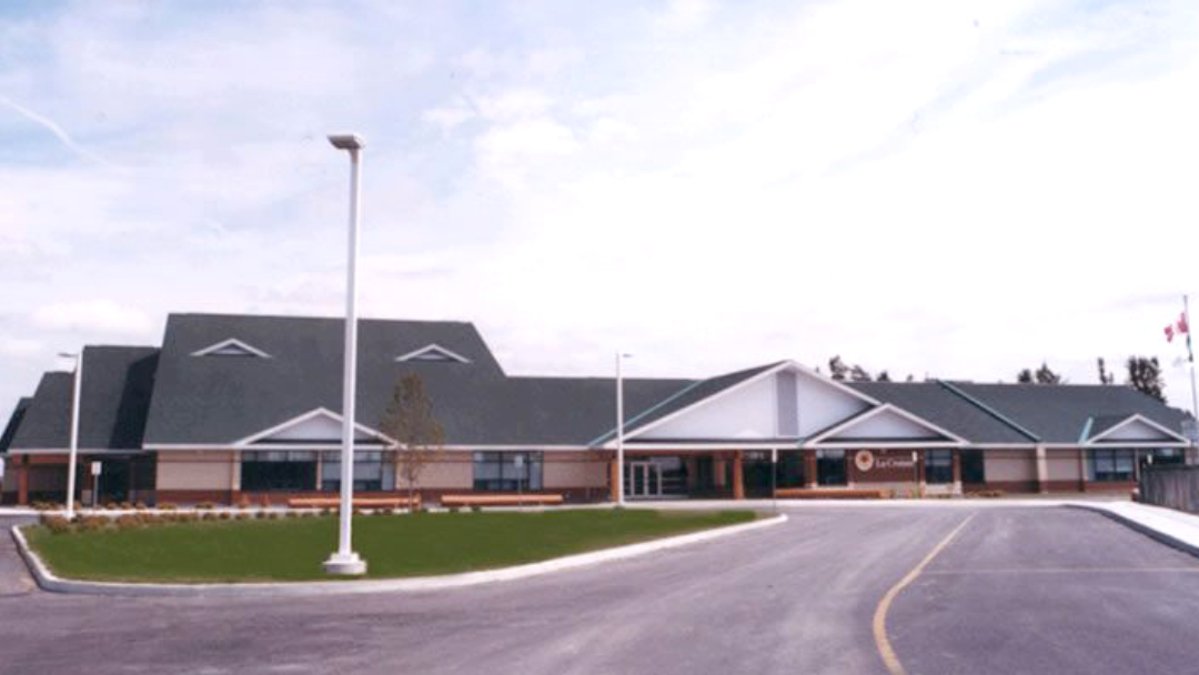 Vue extérieure de la succursale d’Embrun
