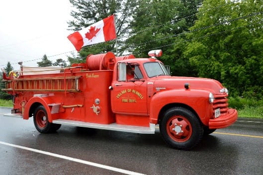 Le premier camion de pompier officiel, restauré
