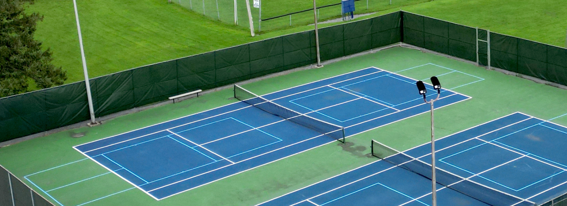 Terrains de tennis